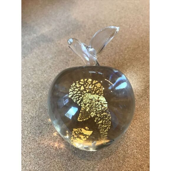Patricia Faye Apple Paperweight Glass Clear Stem Leaf Gold Design Inside 3” - Picture 2 of 6
